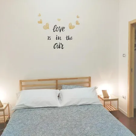 Piazza Carita' Centro Storico Apartment Naples Room photo