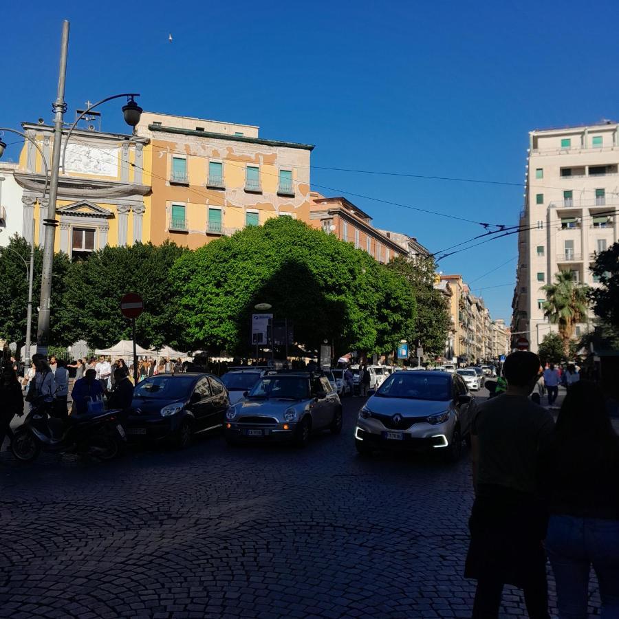 Piazza Carita' Centro Storico * Naples