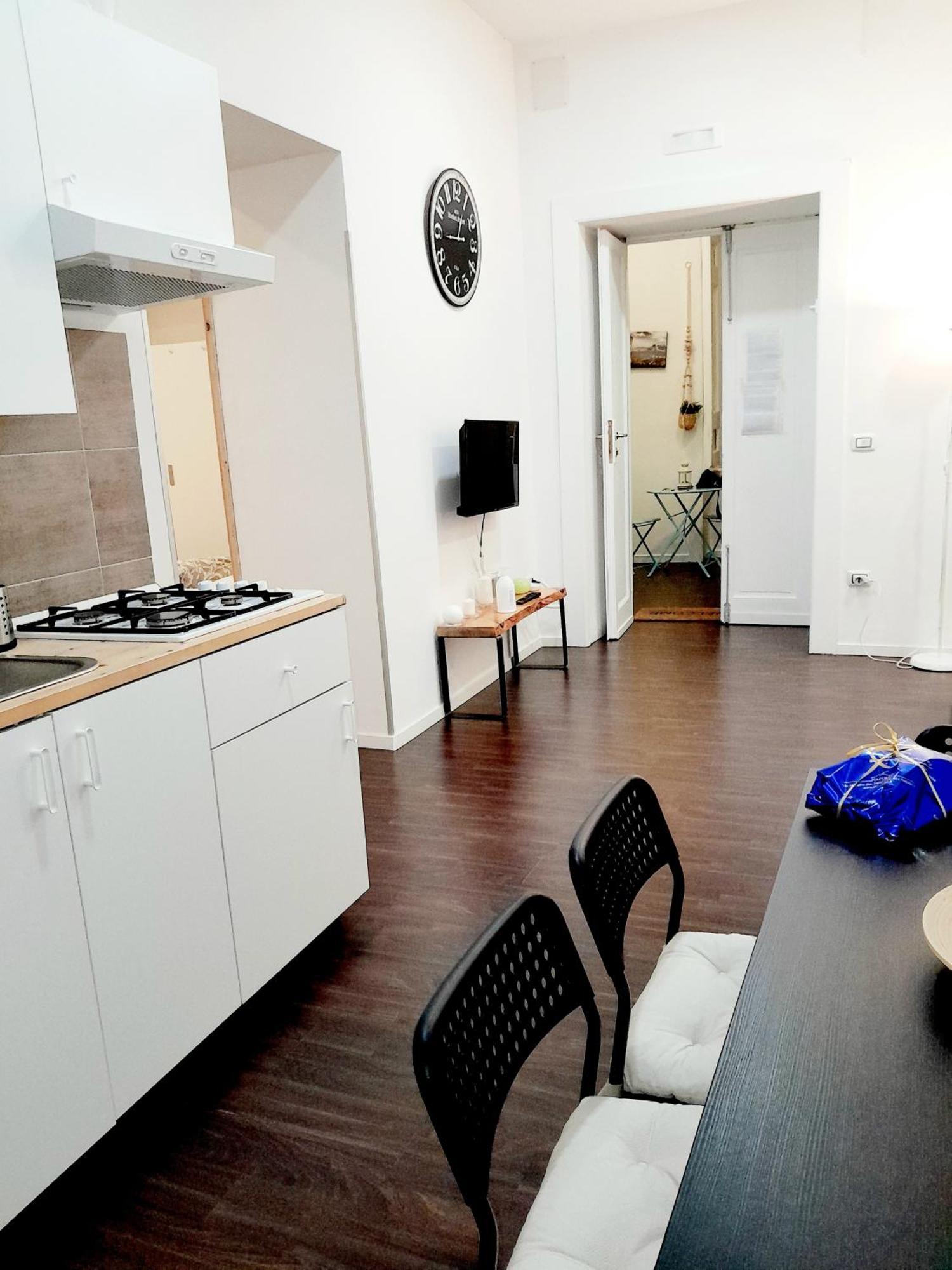 Apartment Piazza Carita' Centro Storico